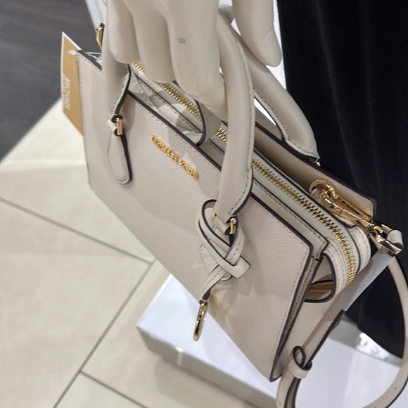 Michael Kors Sheila Small Center Zip Satchel Shoulder Crossbody Bag Non Leather - Picture 7 of 16